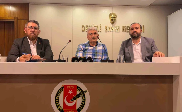 Yerel basın ve gazetecilerin sorunları Denizli’de konuşuldu