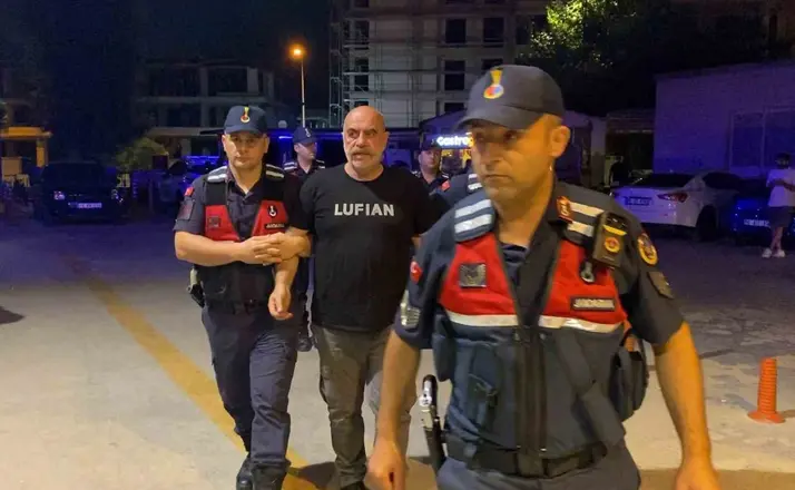 Yönetmen Ezel Akay ve kardeşinin uyuşturucu testleri pozitif çıktı
