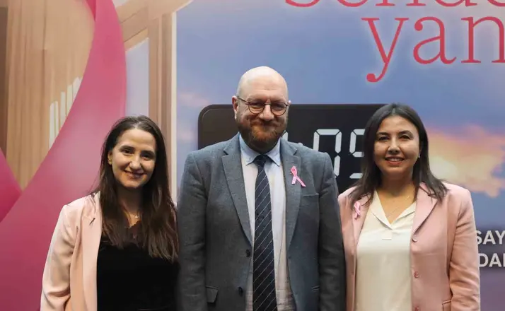 "Zaman Senden Yana" ile meme kanserinde hayata ayrılan zamanın değeri vurgulandı
