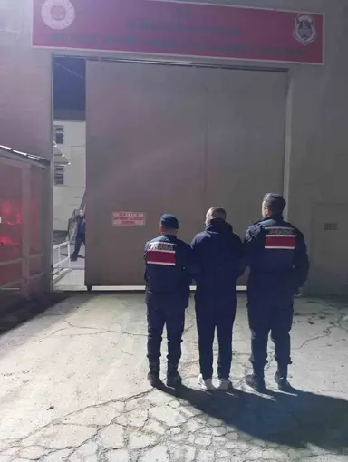 13 ayrı suç kaydından aranan şahıs yakalandı
