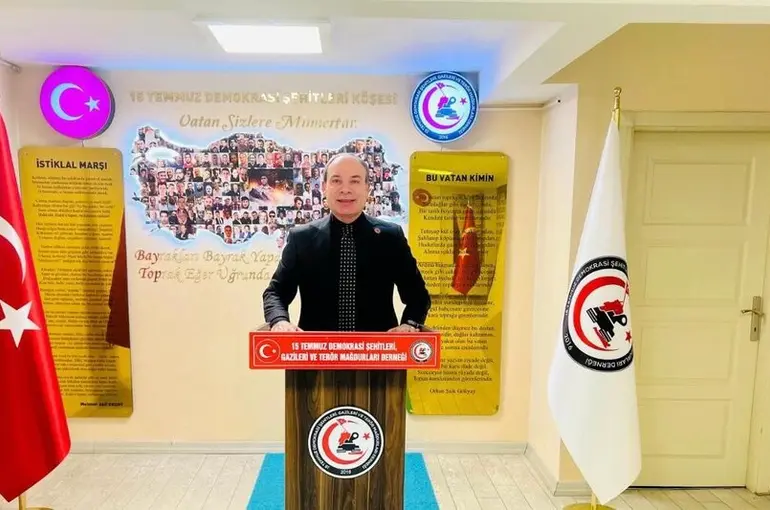 15 Temmuz Demokrasi Şehitleri, Gazileri ve Terör Mağdurları Derneğinden "Manifest" grubuna tepki
