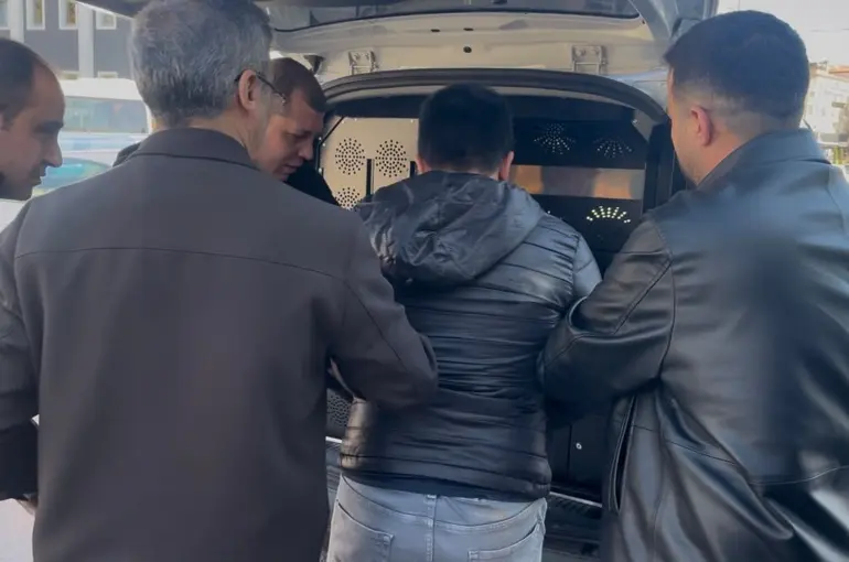 20 yıl hapis cezasıyla aranan firari hükümlü yakalandı
