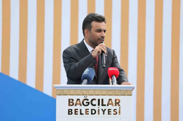 4. Bağcılar Kitap Fuarı kitapseverlere kapılarını açtı
