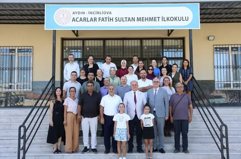Acarlar’da yapımı tamamlanan ilkokul, eğitim için gün sayıyor
