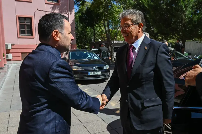 Adalet Bakanı Akın Gürlek, KKTC Başbakanı Ünal Üstel ile bir araya geldi