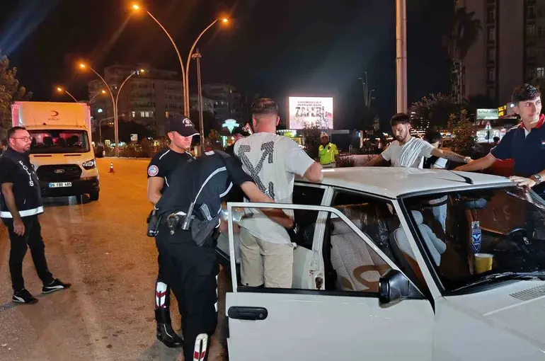 Adana’da ‘Huzur ve Güven’ uygulaması: 1 milyon 94 bin TL ceza, 38 yakalama
