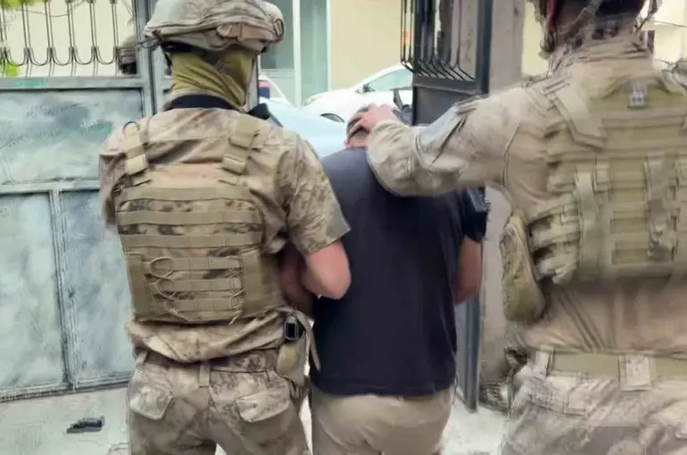 Adıyaman’da DEAŞ operasyonu: 5 gözaltı
