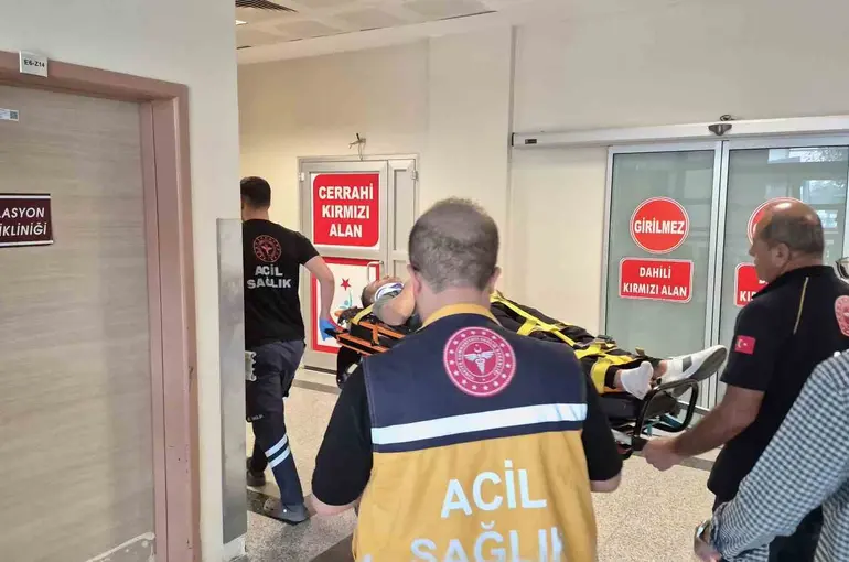 Adıyaman’da otomobil ile motosiklet çarpıştı: 1 yaralı
