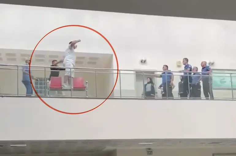 Adliyedeki intiharı güvenlik amiri engelledi
