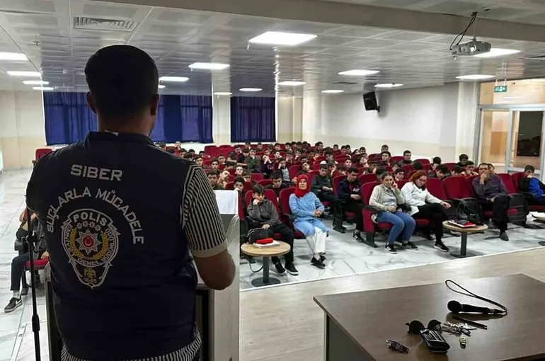Afyonkarahisar’da SİBERAY eğitimleri devam ediyor

