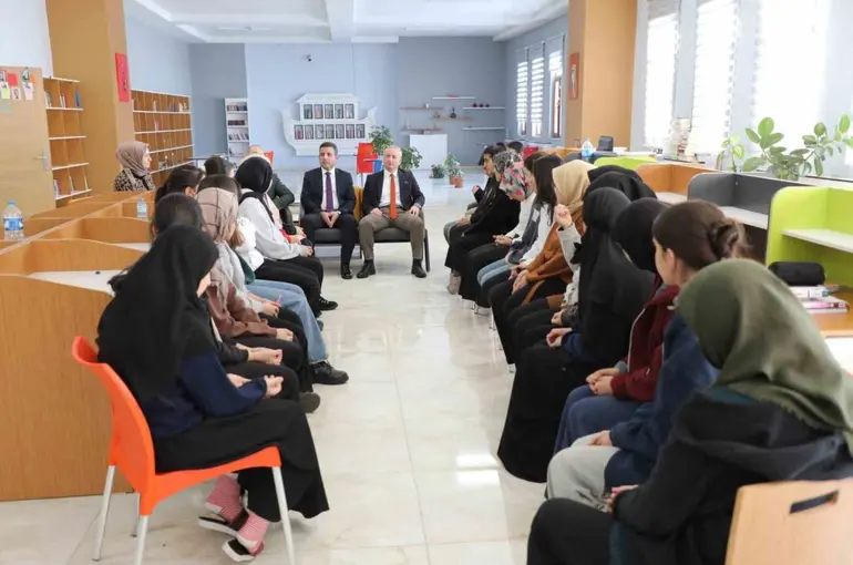 Ağrı’da 12. sınıf öğrencilerine üniversite sınavı hazırlık kampı
