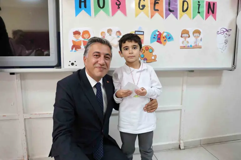 Ağrı’da öğrencilerin okul heyecanı uyum haftasıyla başladı
