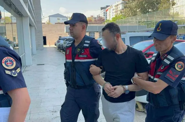 Ailesini tehdit eden ağabeyini KADES uygulamasıyla yakalattı
