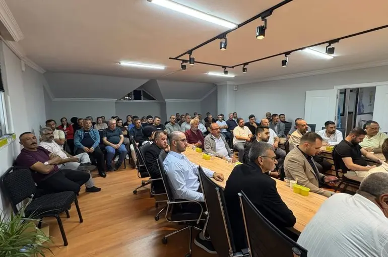 AK Parti Akşehir İlçe Teşkilatı’nda Vefa ve Birlik Vurgusu