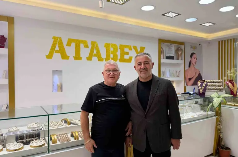 AK Parti Bilecik teşkilatı esnafla bir araya geldi
