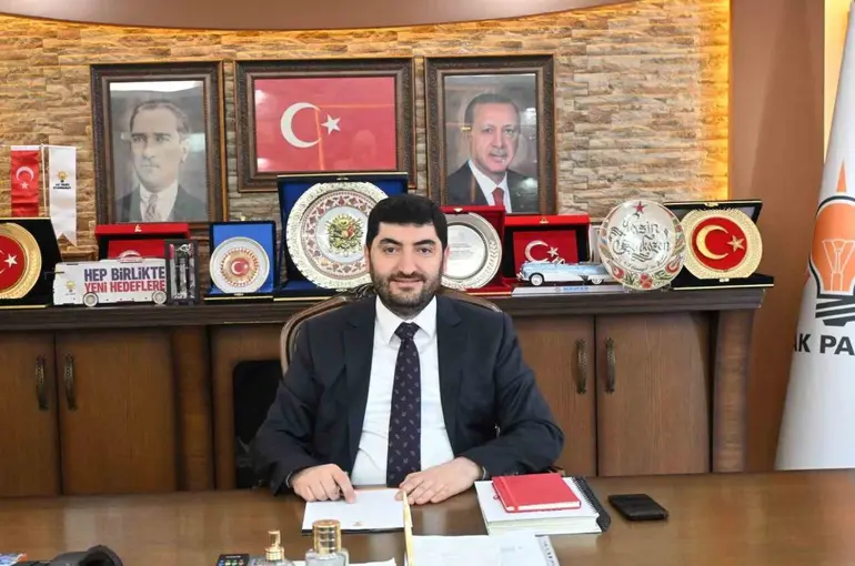 AK Parti Etimesgut İlçe Başkanı Şankazan: "Etimesgut Belediyesi’ne yönelik yürütülen soruşturmayı yakından takip ediyoruz"
