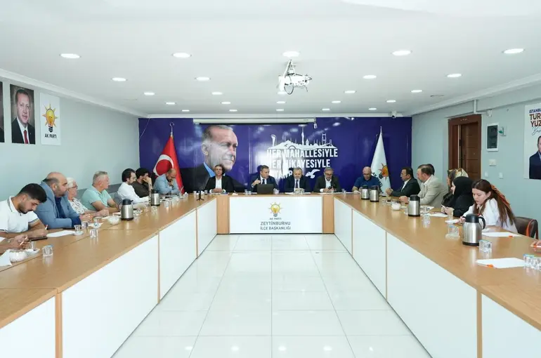 AK Parti İstanbul’dan 39 ilçede mahalle bazlı iletişim çalışması

