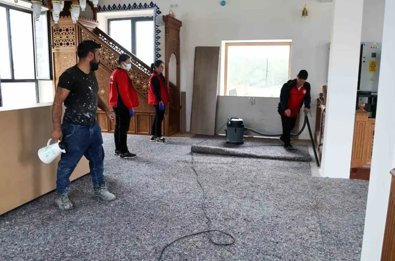 Akçaova TOKİ Camisinde eksikler gideriliyor, ibadete açılış yakın
