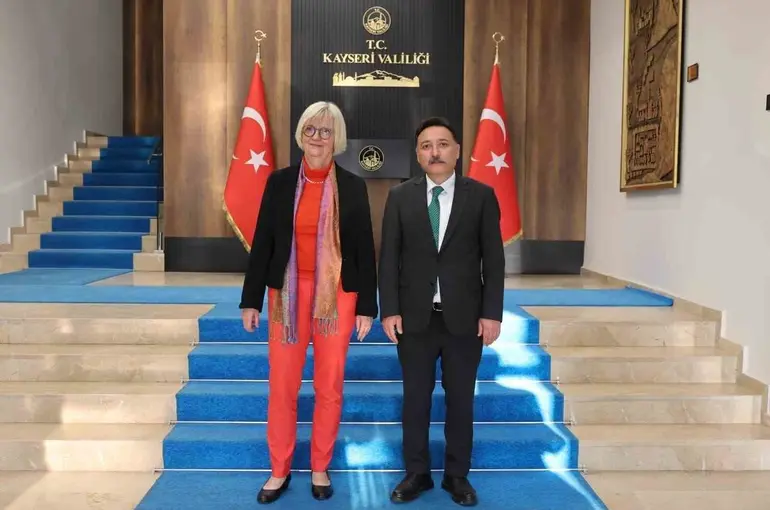 Almanya Federal Cumhuriyeti Büyükelçisi Sorg’dan Vali Çiçek’e ziyaret
