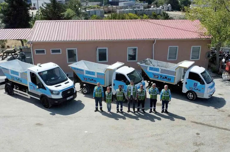 Alo Çöp Taksi’den’ kent hijyeni ve temizliğine önemli katkı: "Altı ayda 2 bin 806 ton çöp toplandı"
