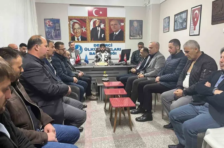 Alparslan Türkeş Demirci’de dualarla anıldı
