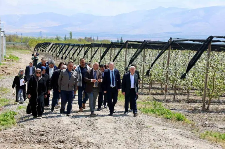 ’Ana Arı Yetiştiriciliği Kursu’ tamamlandı
