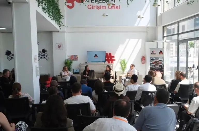 Anadolu Üniversitesi, AB Programları ve Ufuk Avrupa Projeleri Bilgilendirme Gününde yer aldı
