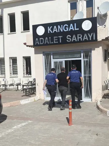 Anayasal düzeni ortadan kaldırmaya teşebbüsten 13 yıl hapis cezası alan firari hükümlü yakalandı

