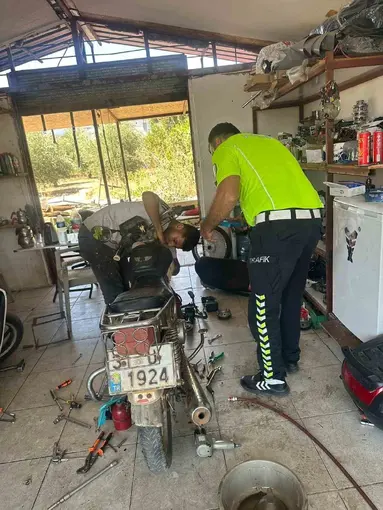 Antakya’da motosiklet tamircileri ve yedek parça satıcılarına denetim
