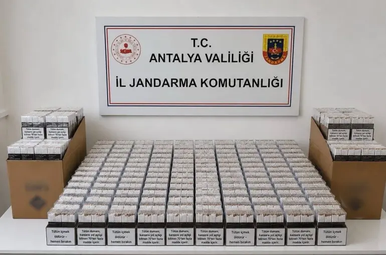 Antalya’da kaçak tütün operasyonu: 10 bin doldurulmuş makaron ele geçirildi
