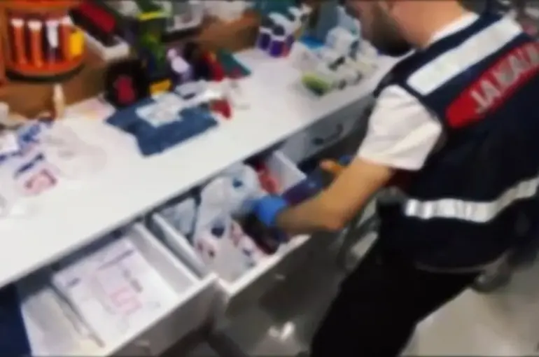 Antalya’da uyuşturucu operasyonu: 7 tutuklama
