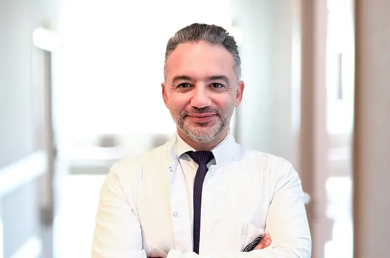 "Antibiyotik direnci ve süper bakteriler sağlığı tehdit ediyor"
