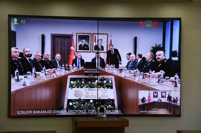 Ardahan Valisi Yamlı,  Yurt Güvenliği VKS Toplantısı’na katıldı
