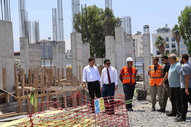 Arsuz’da anaokulu inşaatlarında çalışmalar sürüyor
