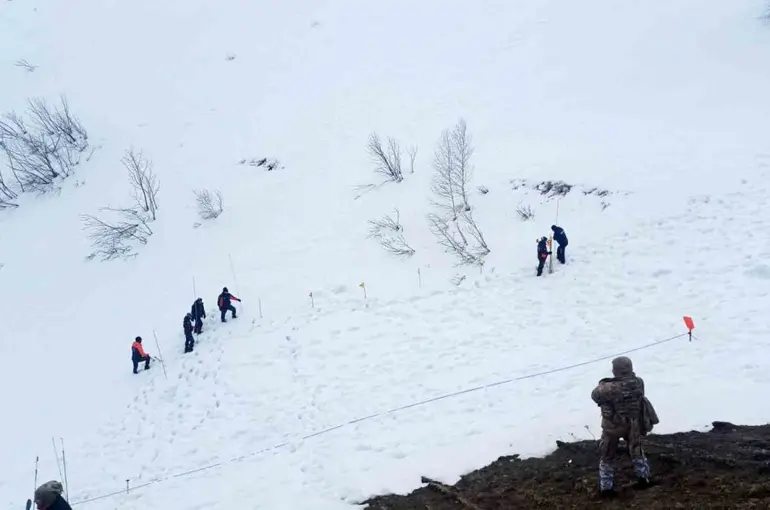 Artvin’de çığ altında kalan çoban 122 gündür kayıp: Arama çalışmaları yeniden başladı
