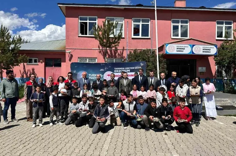 Aşkale’de dünya süt günü etkinliği düzenlendi
