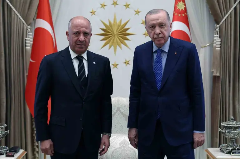 ASO Başkanı Ardıç, Ankara Sanayisinin vizyon projelerini Cumhurbaşkanı Erdoğan’a sundu
