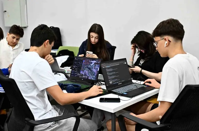 ASSİM’den yapay zekayla marka oluşturma eğitimi
