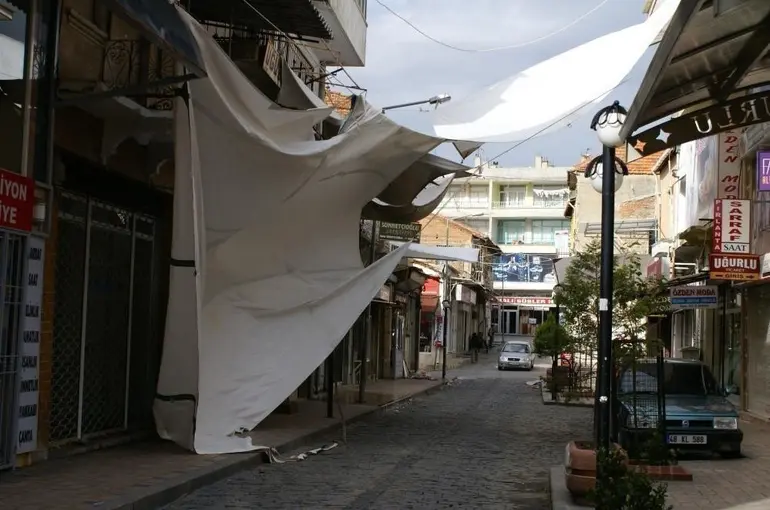 Aydın’a fırtına uyarısı
