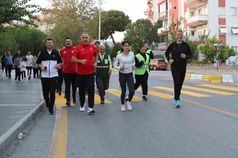 Aydın’da ’Halk Koşusu’ etkinliği gerçekleştirildi
