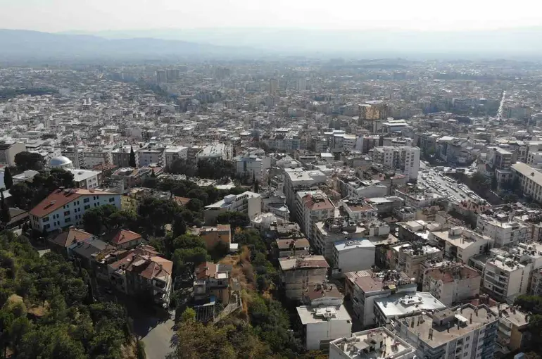 Aydın’da ikamet izinli yabancı sayısı 2 yılda yüzde 4 arttı
