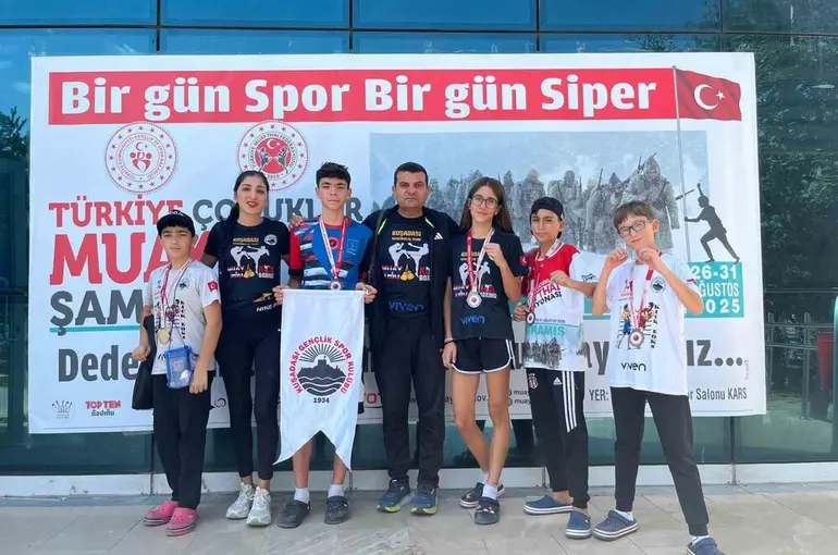 Aydınlı Muaythaiciler Türkiye Şampiyonası’ndan madalyalarla döndü
