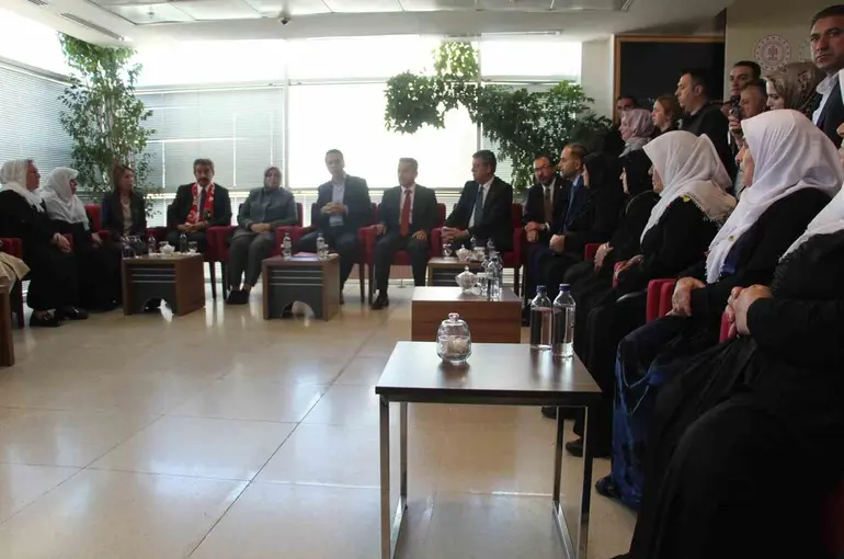 Bakan Bayraktar Şırnak’ta
