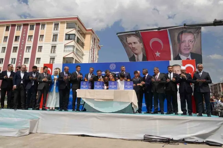 Bakan Çiftçi: "Selçuklu’dan Osmanlı’ya uzanan maarif geleneğimiz medeniyetimizin en güçlü sütunlarından biri hâline gelmiştir"
