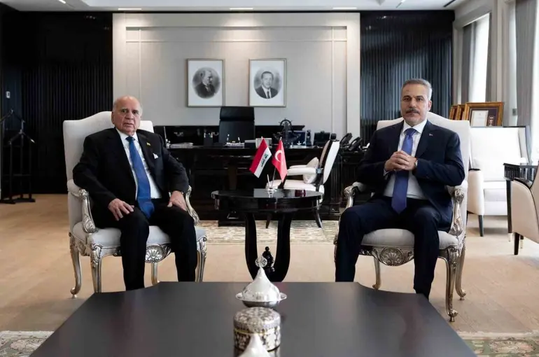 Bakan Fidan, Iraklı mevkidaşı ile bir araya geldi

