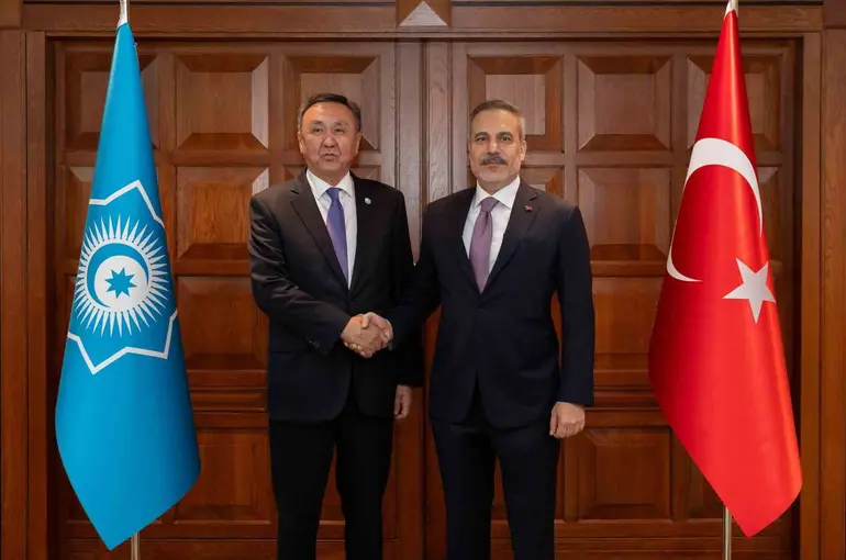Bakan Fidan, Türk Devletleri Teşkilatı Genel Sekreteri Ömüraliyev ile görüştü
