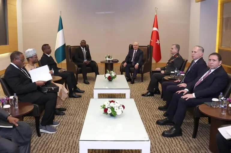 Bakan Güler, Nijerya Savunma Bakanı Musa ile görüştü
