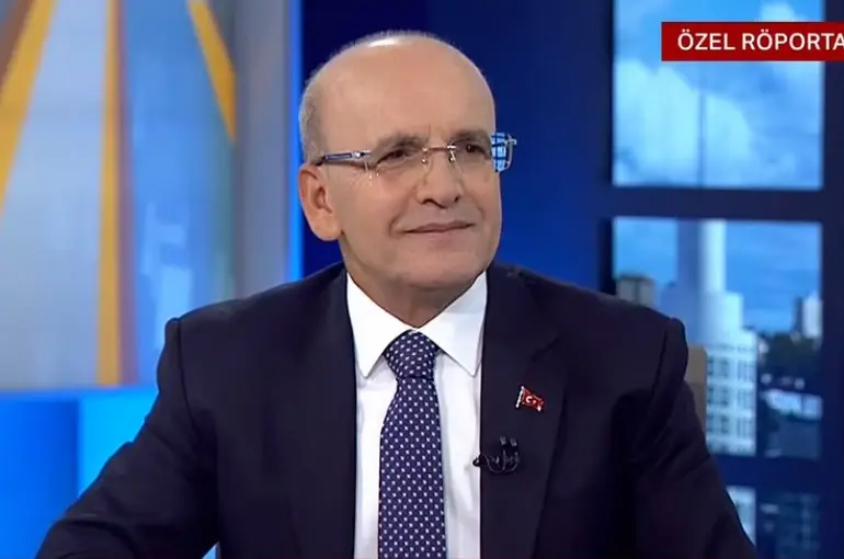 Bakan Şimşek: "Çok sınırlı sayıda bir fonda maalesef piyasa bozucu eylemler var, buna ilişkin gereken yapılmıştır"