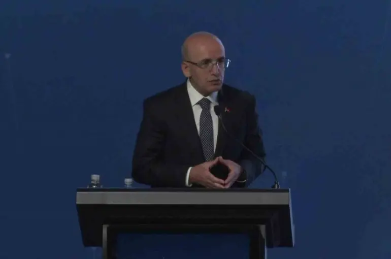 Bakan Şimşek: "İslami finans olarak kat etmemiz gereken bir yol var"
