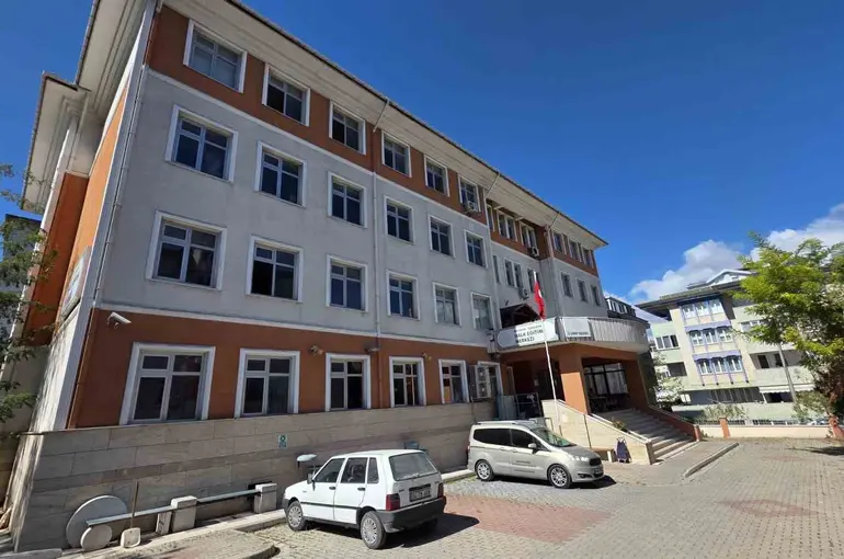Bandırma Halk Eğitimi Merkezi’nde yeni eğitim dönemi çalışmaları hız kazandı
